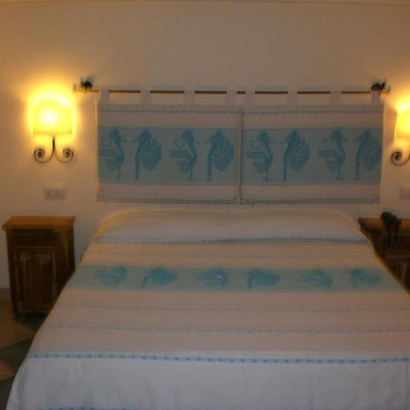 Hotel Maxim Olbia Exteriör bild