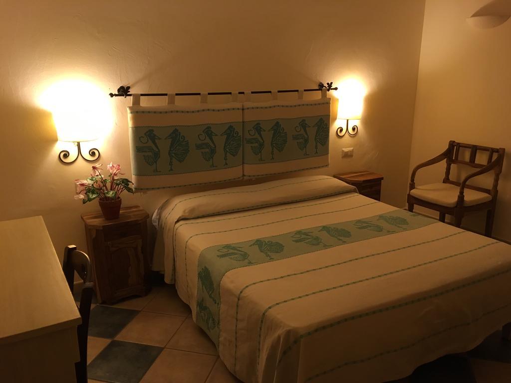 Hotel Maxim Olbia Exteriör bild