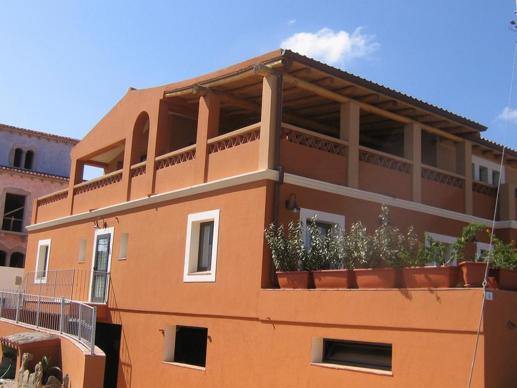 Hotel Maxim Olbia Exteriör bild