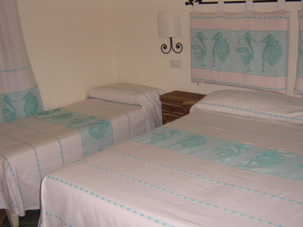 Hotel Maxim Olbia Exteriör bild
